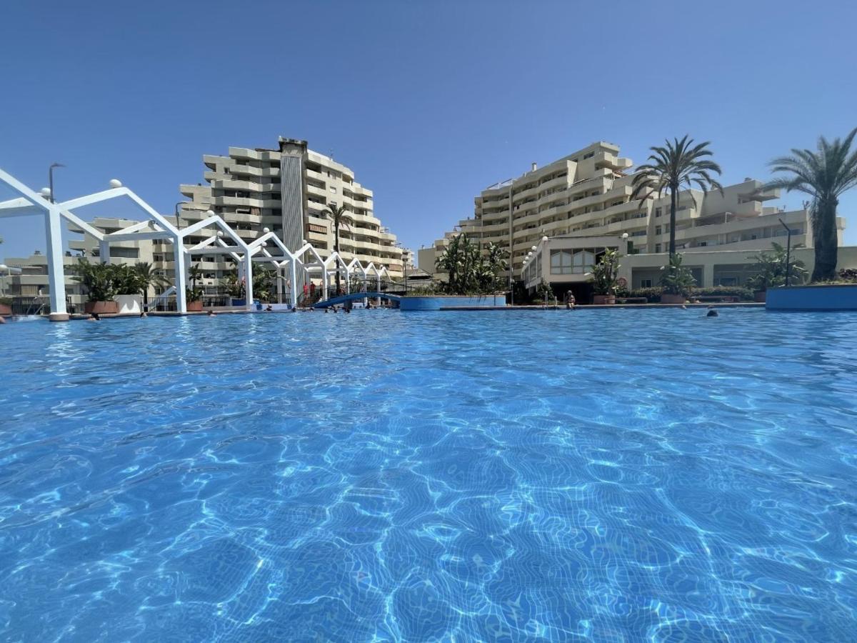 Estreno Benalbeach Vistas Al Mar Estudio Deluxe Benalmádena Esterno foto