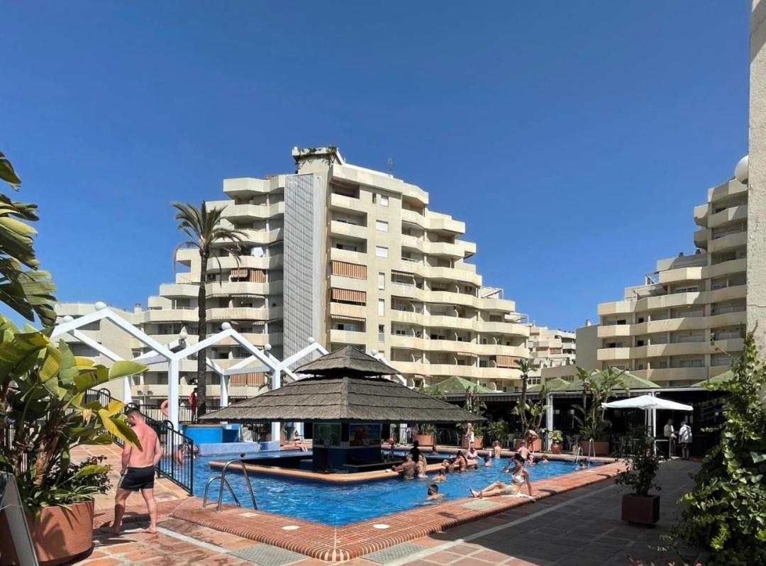 Estreno Benalbeach Vistas Al Mar Estudio Deluxe Benalmádena Esterno foto